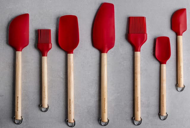 Spatule KitchenAid - Spatule de cuisine - Core Rouge Empire - 35 cm - 1 pièce