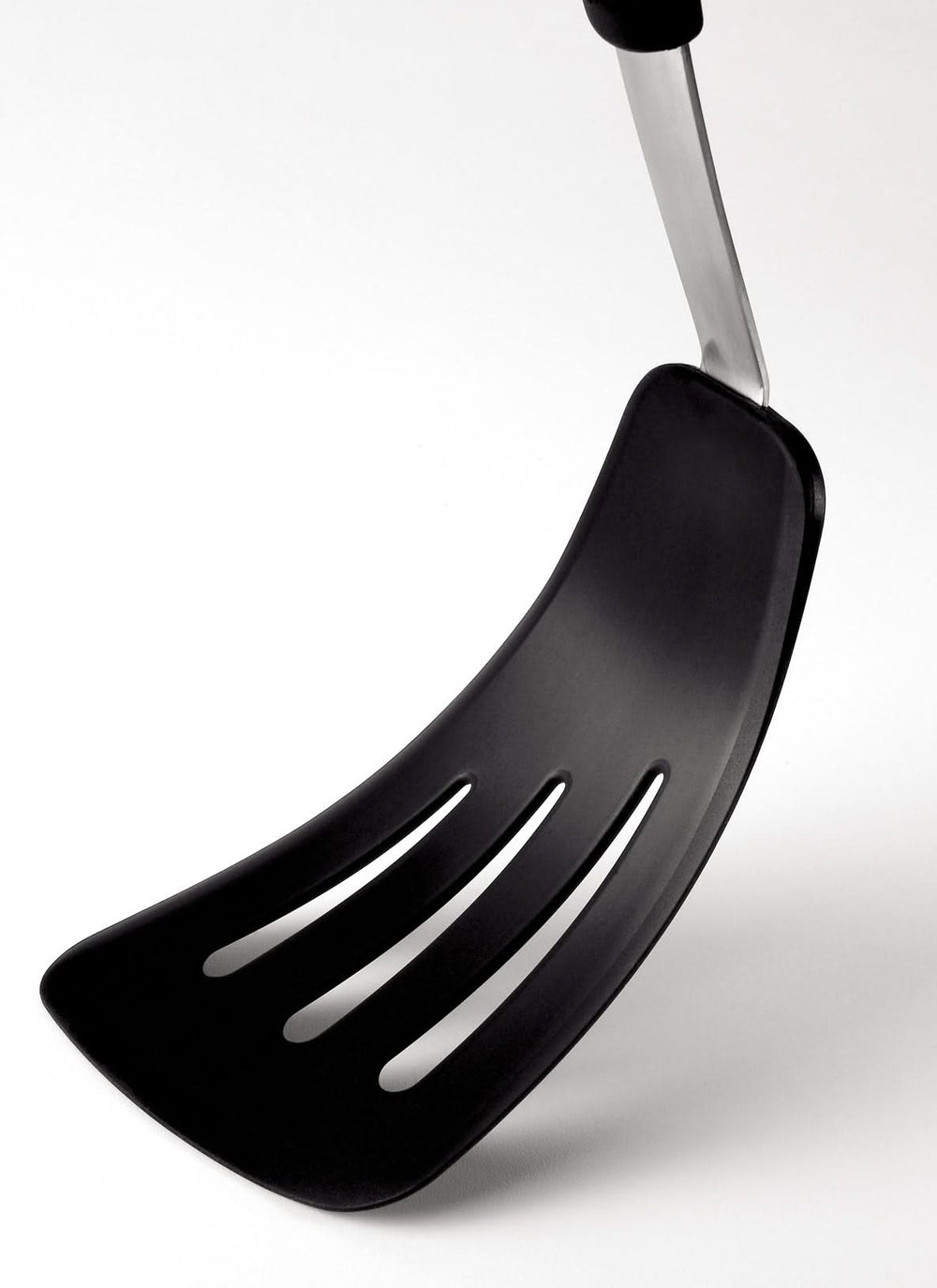 Spatule à omelette OXO - Spatule de cuisine en Santoprene - 355 mm