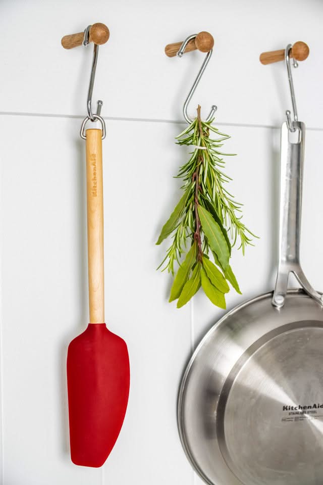 Spatule KitchenAid - Spatule de cuisine - Core Rouge Empire - 35 cm - 1 pièce