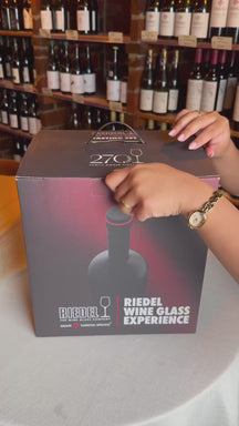 Ensemble de verres à vin Riedel Fatto A Mano Black Tie - Bordeaux Grand Cru, Bourgogne Grand Cru, Riesling & Chardonnay élevé en fût - 4 pièces