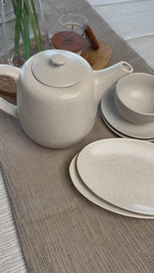 service à thé Broste Copenhagen Nordic Vanilla 7 pièces / 2 personnes - 1 théière, 2 assiettes ovales et 2 tasses et coucoupes