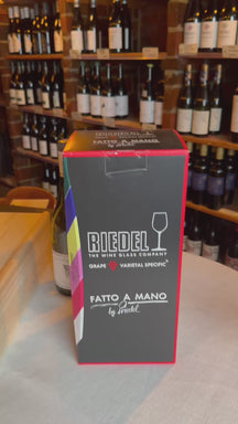 Verre à vin blanc Riedel Fatto A Mano Black Tie - Chardonnay - 660 ml