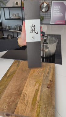Couteau à viande Yaxell Zen 18 cm - Acier damassé inoxydable 37 plis - Manche en Micarta.