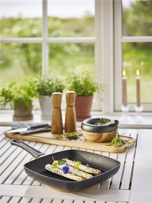 SCANPAN poêle grill Classic Induction 27 x 27 cm - Édition anniversaire - compatible avec toutes les sources de chaleur - revêtement antiadhésif standard