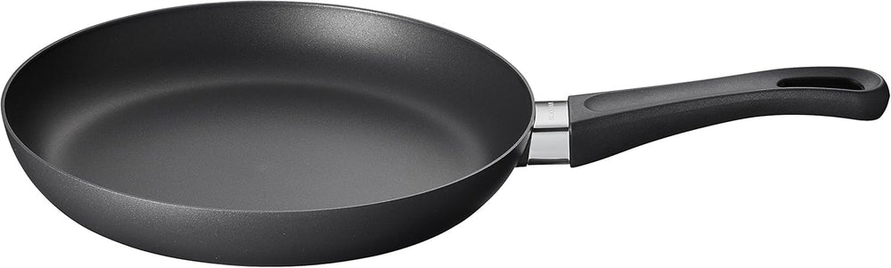 SCANPAN Poêle Classic Induction ø 24 cm - adaptée à toutes les sources de chaleur - revêtement antiadhésif standard