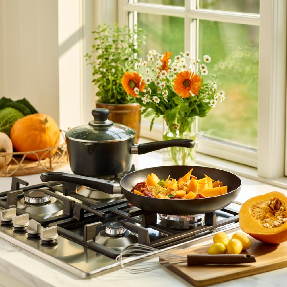 SCANPAN Classic Induction Batterie de cuisine poêles ø 24 & 28 cm - compatible avec toutes les sources de chaleur - revêtement antiadhésif standard