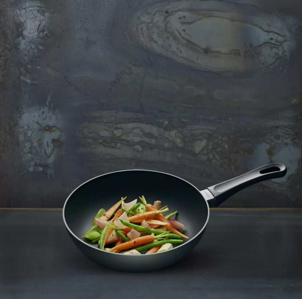 Wok SCANPAN Classic Induction ø 24 cm - compatible avec toutes les sources de chaleur - revêtement antiadhésif standard