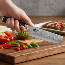 Yaxell Couteau Nakiri Ran 16,5 cm - Acier damassé inoxydable 69 plis - Poignée en Micarta