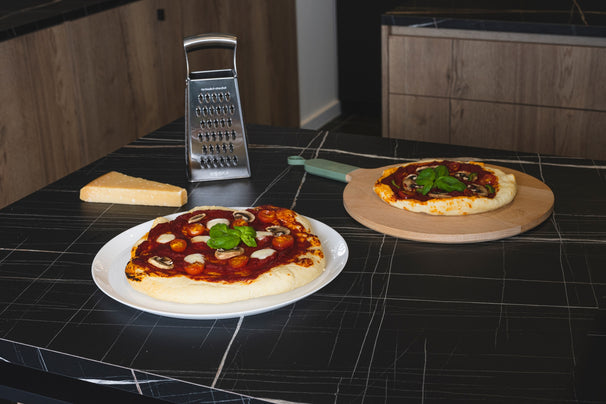 Planche de service / Planche à pizza ZiiPa Sora en bois de hêtre Eucalyptus - ø 31 cm